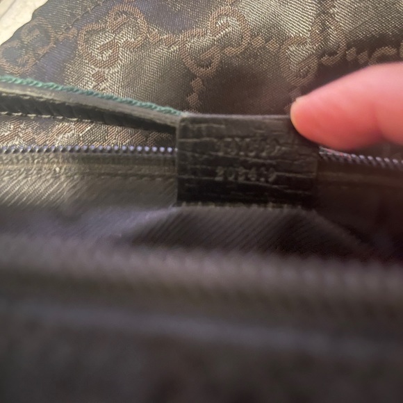 Gucci Web Canvas Boat Baguette - Picture 11 of 15